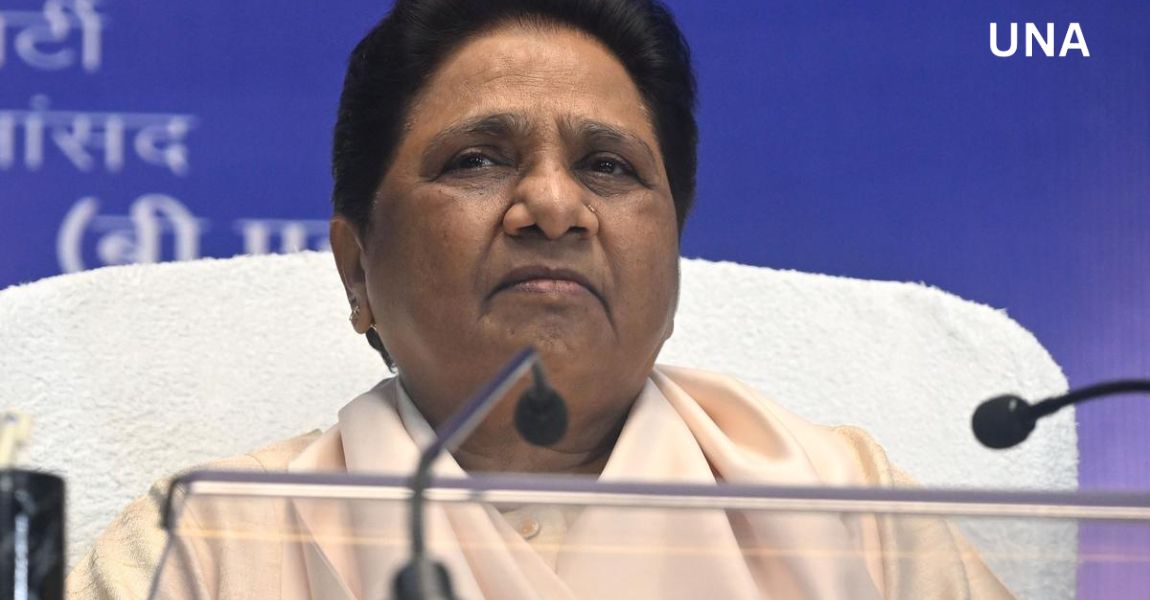 "मायावती का सपा पर जोरदार हमला: 'दलितों की सच्ची शुभचिंतक कभी नहीं हो सकती सपा'"