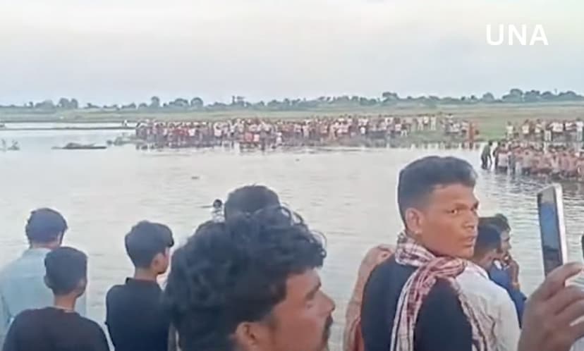 विजयादशमी पर त्रासदी: खंडवा में झील में ट्रैक्टर-ट्रॉली पलटी, 10 श्रद्धालुओं की मौत